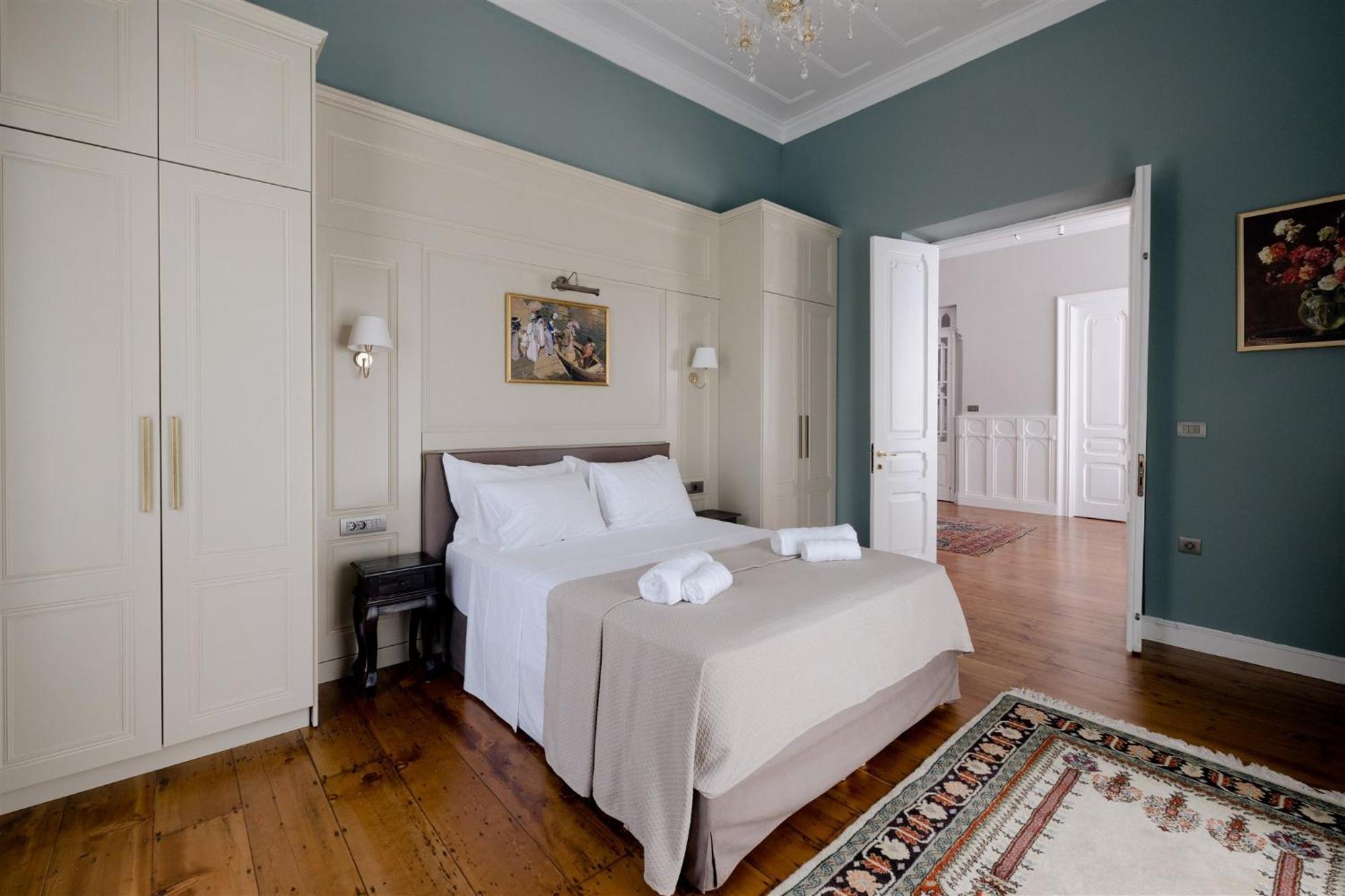 Victoria Mansion A Luxurious Neoclassical Experience Rhodes City ภายนอก รูปภาพ
