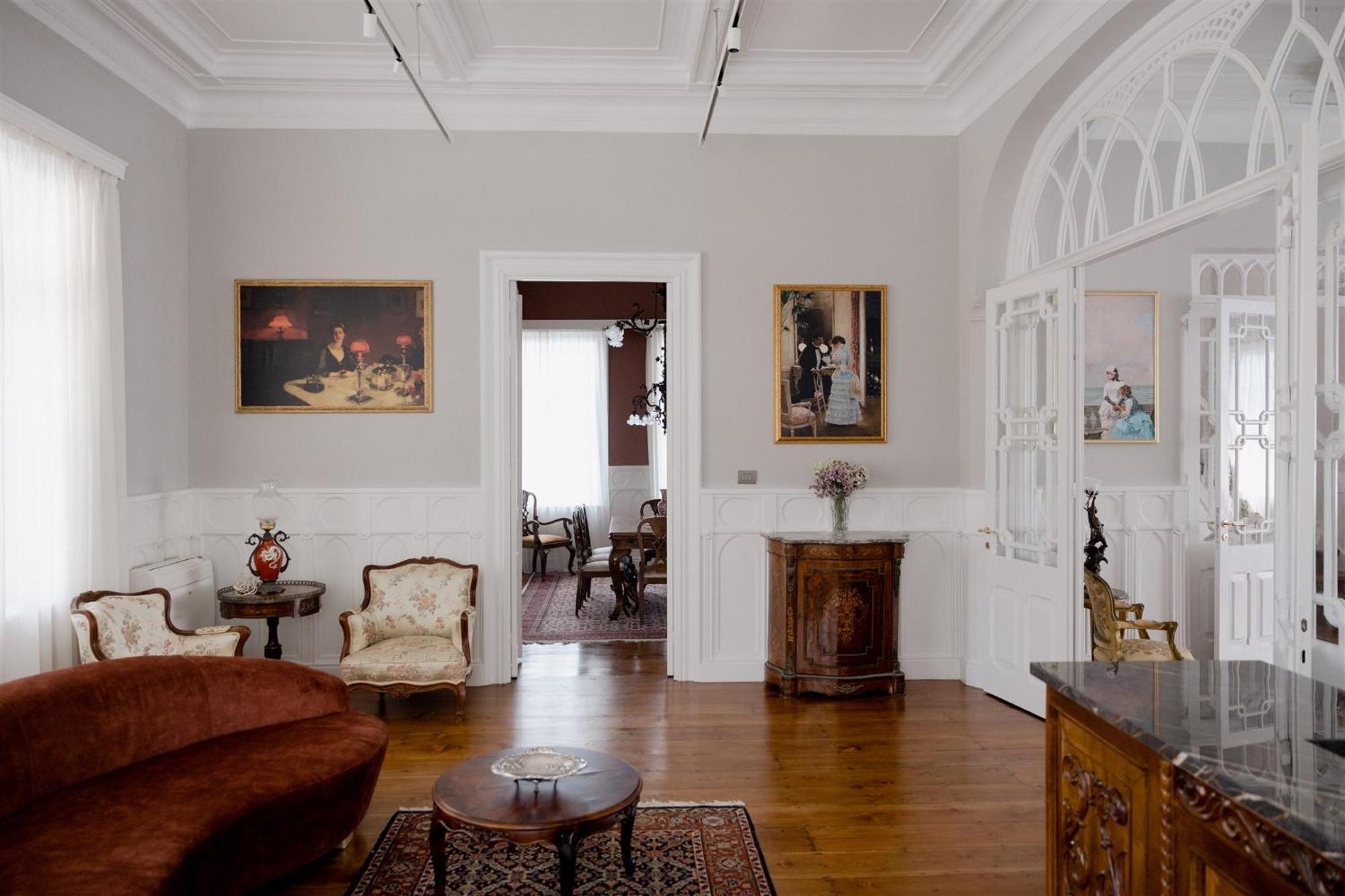 Victoria Mansion A Luxurious Neoclassical Experience Rhodes City ภายนอก รูปภาพ